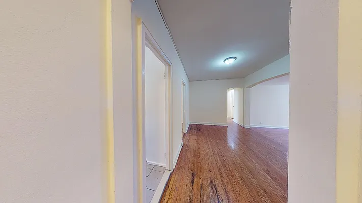 Rented by Bond New York | media 17