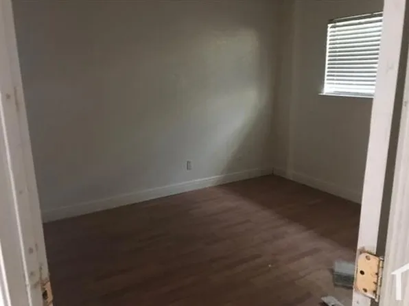 732 E Swain Rd, Stockton, CA 95207