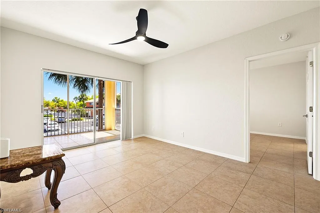 2 bed, 2.0 bath, 1085 sqft, $1,650 — Photo 3