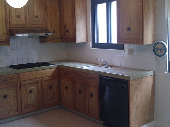 5th image of 147 Shipley Ave