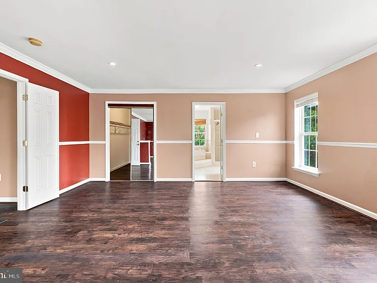 8916 Rugby Rd — Photo 51