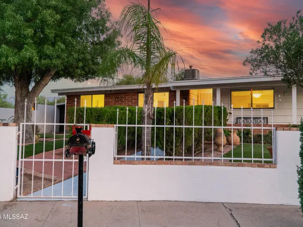7046 E Flamenco Pl, Tucson, AZ 85710