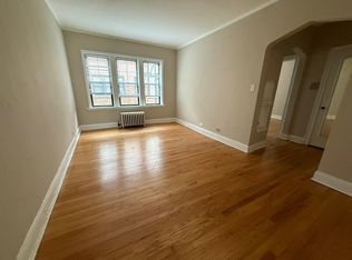 1521 W Farwell Ave APT 2B, Chicago, IL 60626