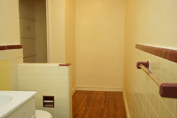 Rented by Norman Raindel, LREB | media 45