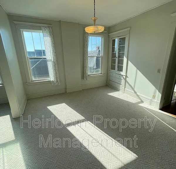 509 N 1st Ave W — Photo 5