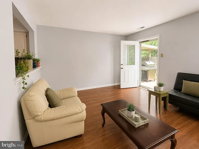 5 Society Ct — Photo 6