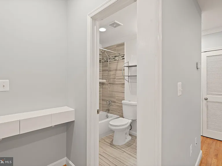 430 Irving St NW #102 — Photo 24