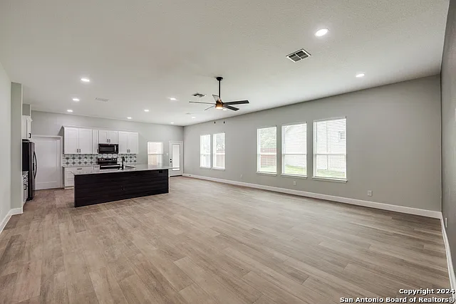 24110 Mountain Cloud — Photo 3