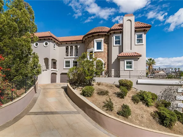 5037 Llano Dr, Woodland Hills, CA 91364