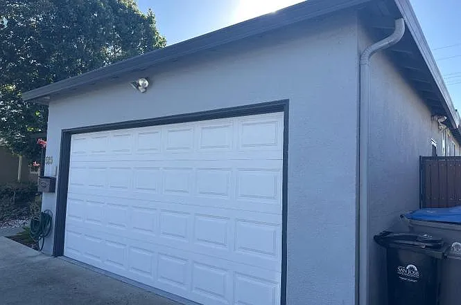 3 bed, 1434 sqft, $5,000 — Photo 2
