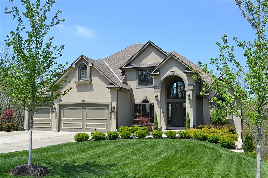 1st image of 22816 E Ashford Ct