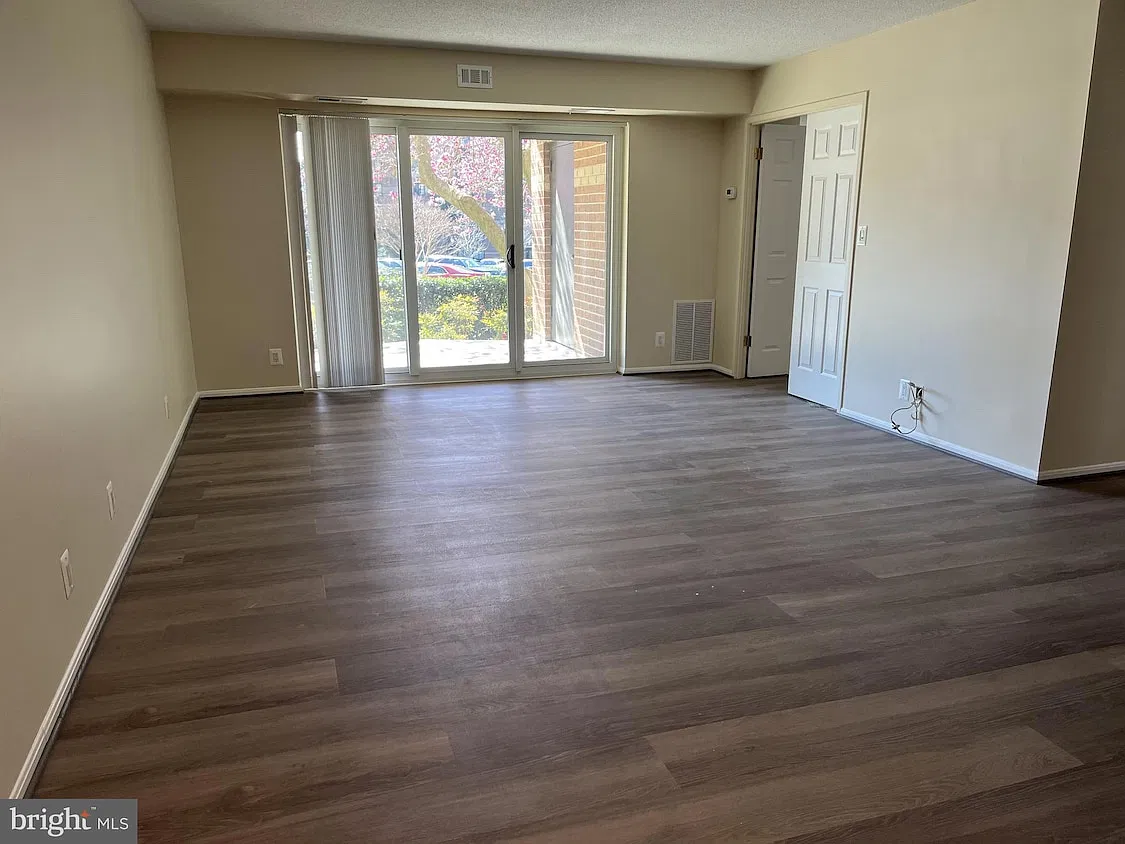 8350 Greensboro Dr — Photo 3