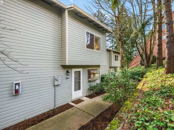 3433 McNary Pkwy #804, Lake Oswego, OR 97034