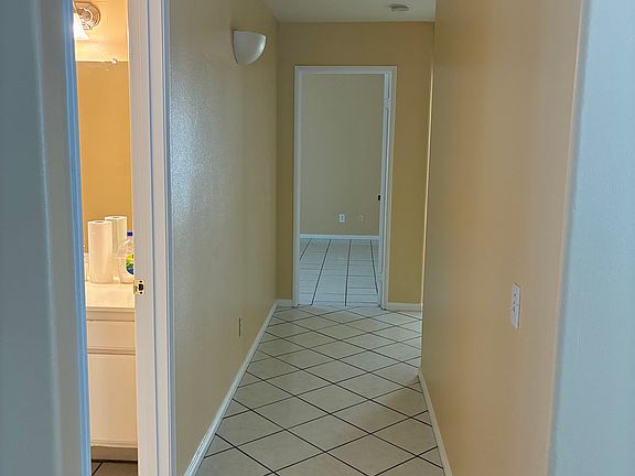 5th image of 5224 Gaylene Ave