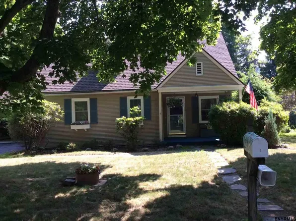 6 Kenworth Ave, Troy, NY 12180
