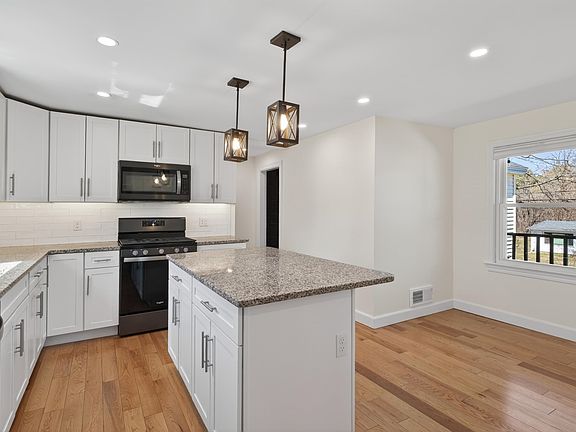 3rd image of 112 Tolend Road