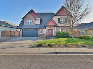 2000 Bluegrass Dr, Central Pt, OR