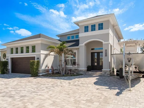 182 E Canal Dr, Palm Harbor, FL 34684