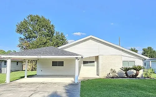320 Bell Ave Photo 1
