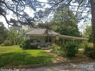 1111 7th St, Mena, AR 71953