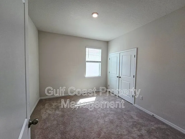 611 160th St E — Photo 20