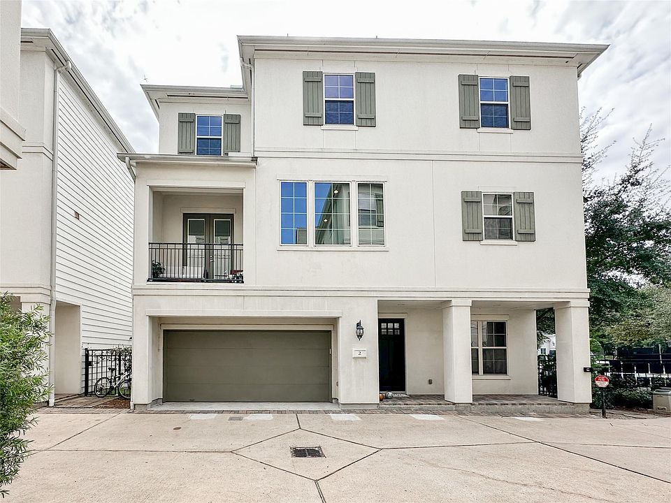 1st image of 2 Hermann Park Ct