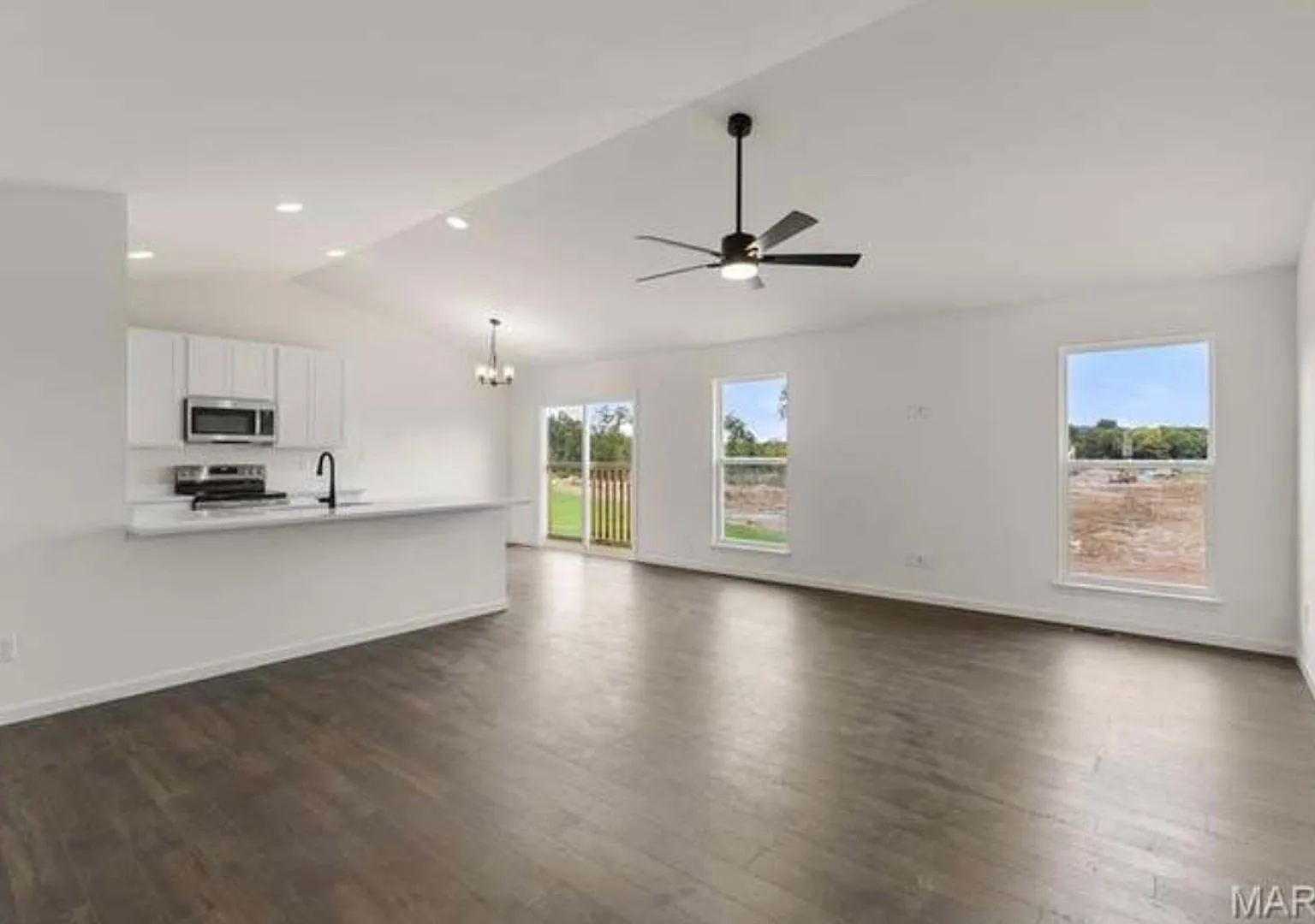 408 Honor Hill Drive | Foristell 63348 — Photo 3