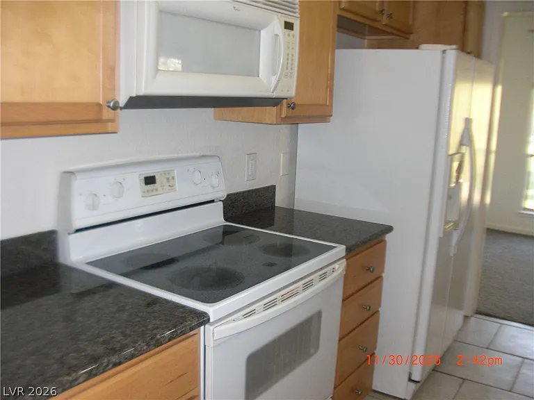 2160 Burris Hill Dr — Photo 15