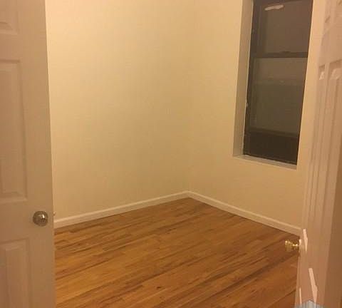 2nd image of 2440 Webb Ave APT D1