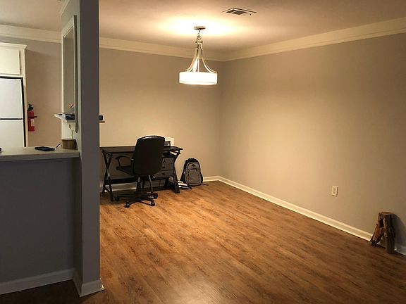 4th image of 31 Private Road 3057 APT 5