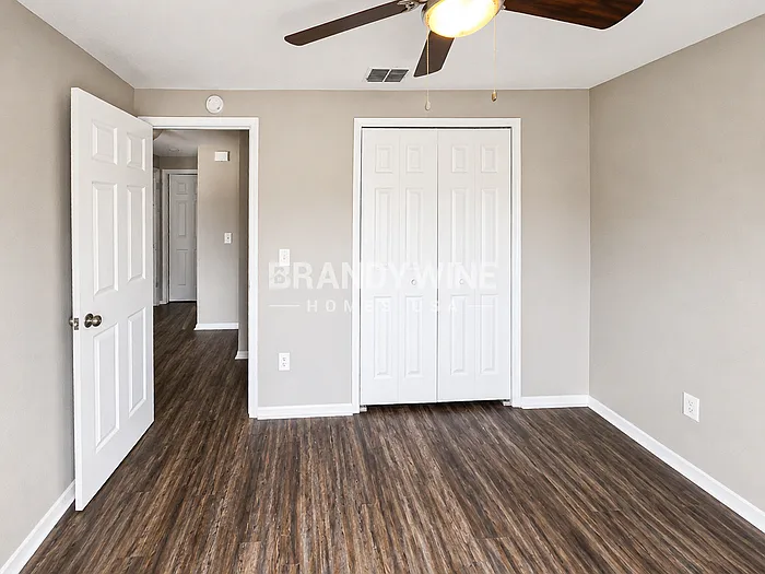 2549 Jessica Ln — Photo 18