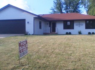 5644 La Cresta Dr, Rockford, IL 61114
