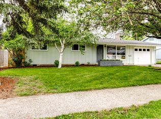 1128 S 11th St, Cottage Grove, OR 97424