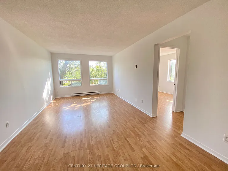 170 Grove St E #302 — Photo 9