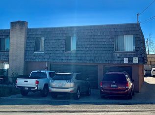 322 W Hawthorne St, Fallbrook, CA 92028