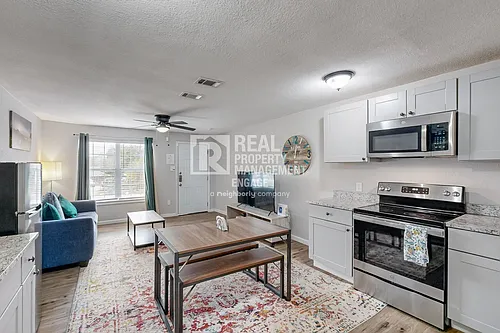 1532 Whitaker Ave Photo 1