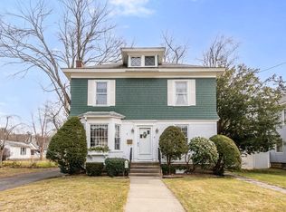 9 Holbrook St, Palmer, MA 01069