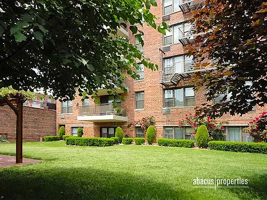 Sold by Abacus Properties | media 19