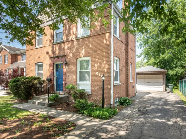 516 Engel Blvd, Park Ridge, IL 60068