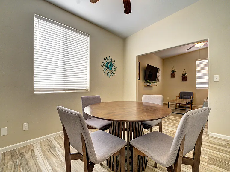 5025 E Lee St #2 — Photo 8