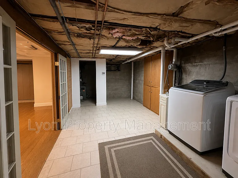 380 N Main St — Photo 15