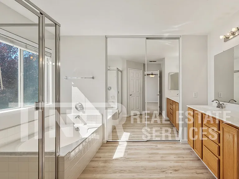 11501 Pyrites Way — Photo 17