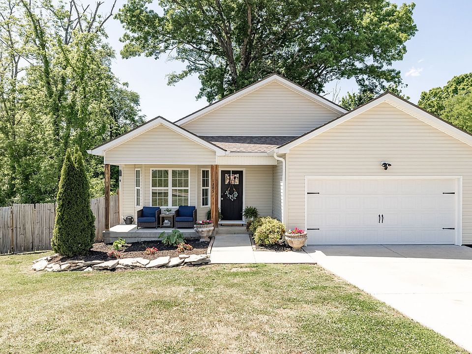 1st image of 1305 Park Mere Dr