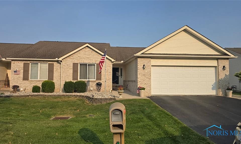 1st image of 2321 Villa West Dr