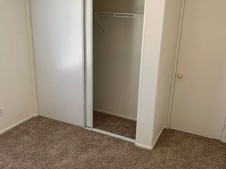 102 Goldenrod Ave — Photo 23