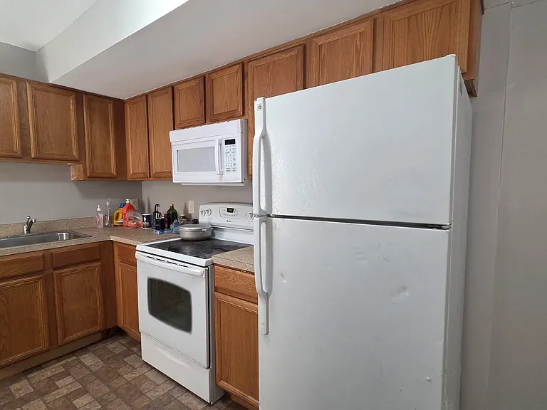 605 Ridge St #6 — Photo 4