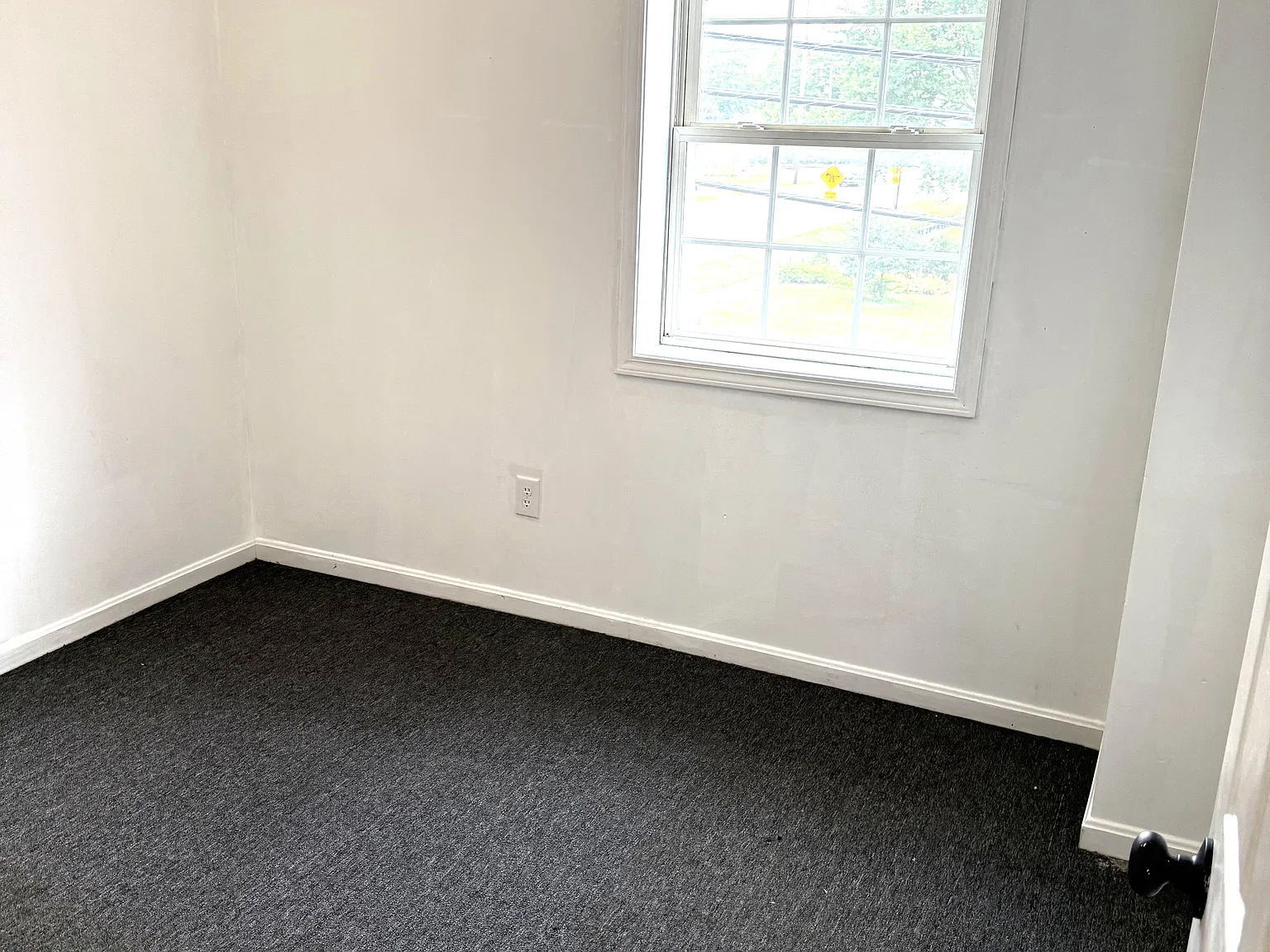 10118 Hall Ave — Photo 4