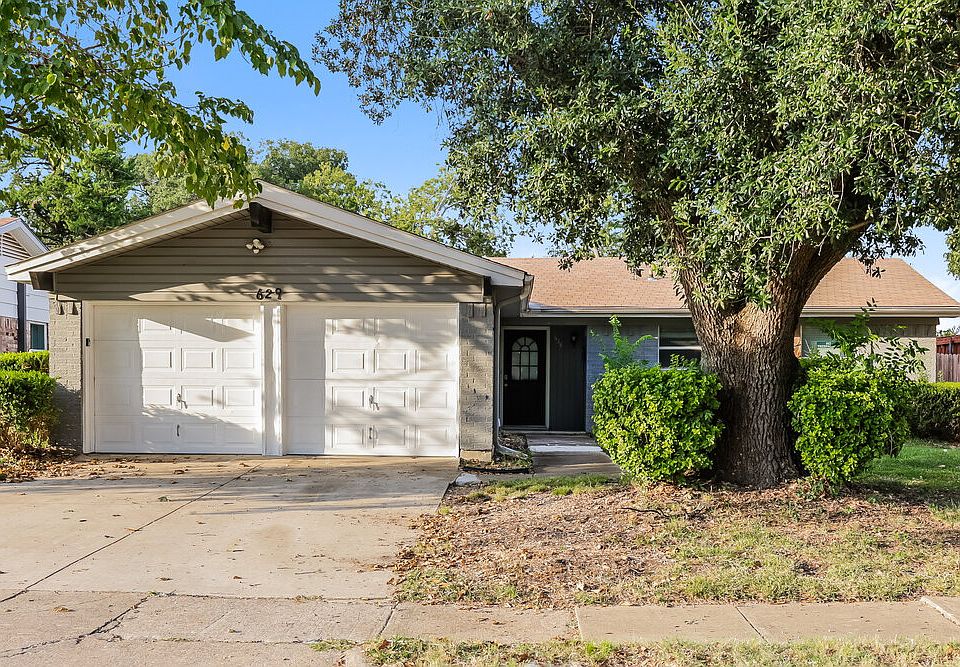 1st image of 629 Dawn Dr