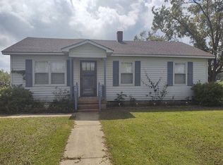 422 Lower Rebecca Rd, Fitzgerald, GA 31750