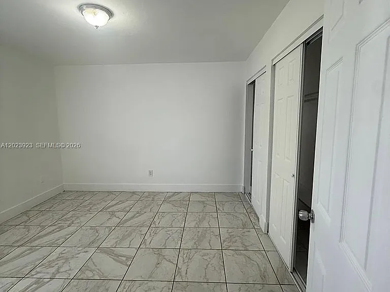 10393 N Kendall Dr #U7 — Photo 8